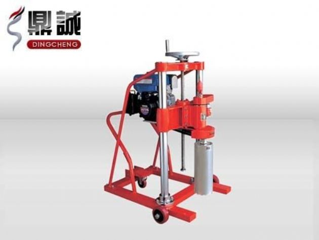 點擊查看詳細信息<br>標題：內燃式鉆孔取芯機 閱讀次數(shù)：4368